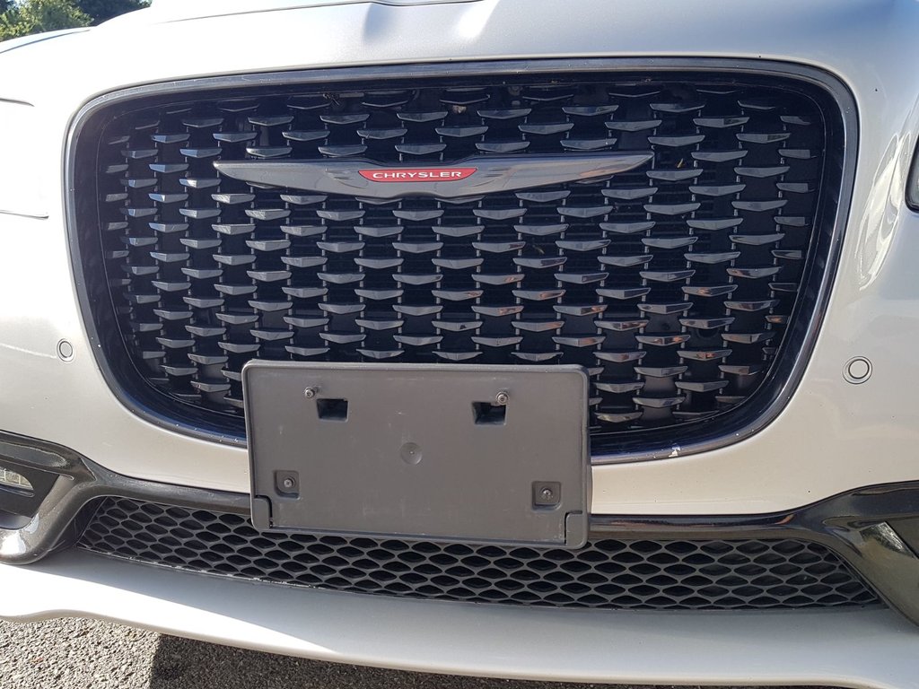 2022 Chrysler 300 in Antigonish, Nova Scotia - 23 - w1024h768px