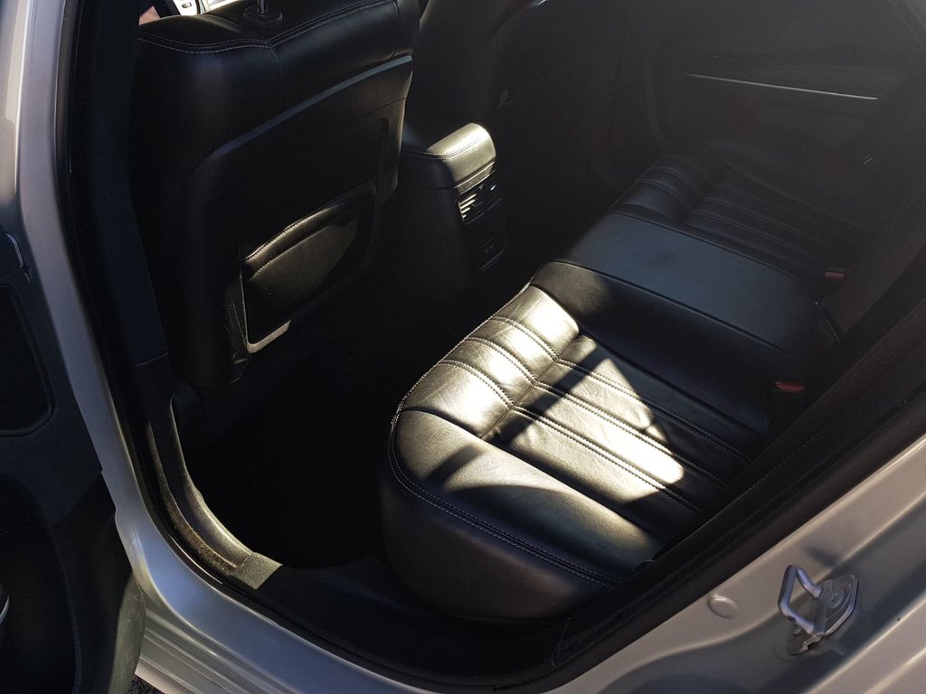 2022 Chrysler 300 in Antigonish, Nova Scotia - 47 - w1024h768px