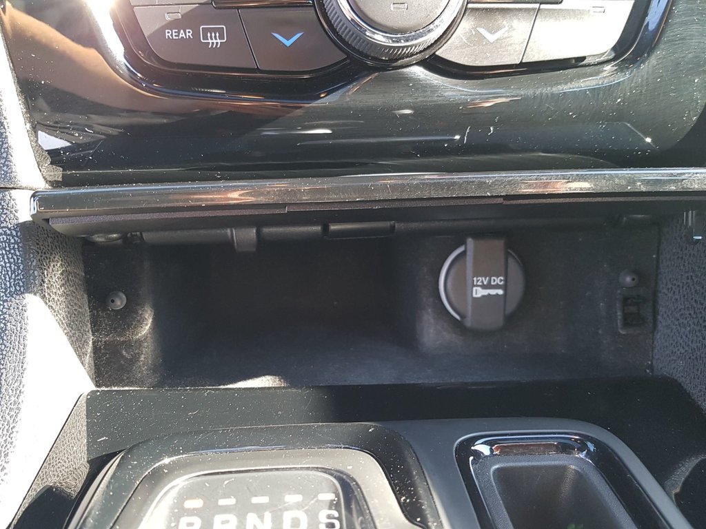 2022 Chrysler 300 in Antigonish, Nova Scotia - 40 - w1024h768px