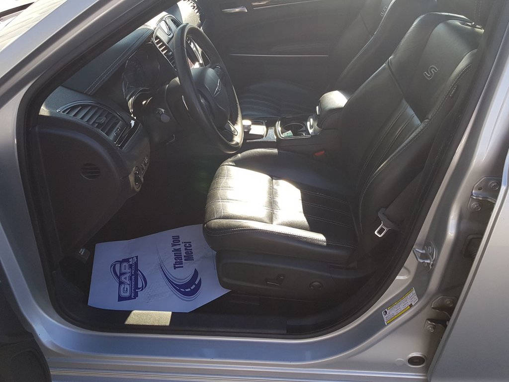 2022 Chrysler 300 in Antigonish, Nova Scotia - 27 - w1024h768px