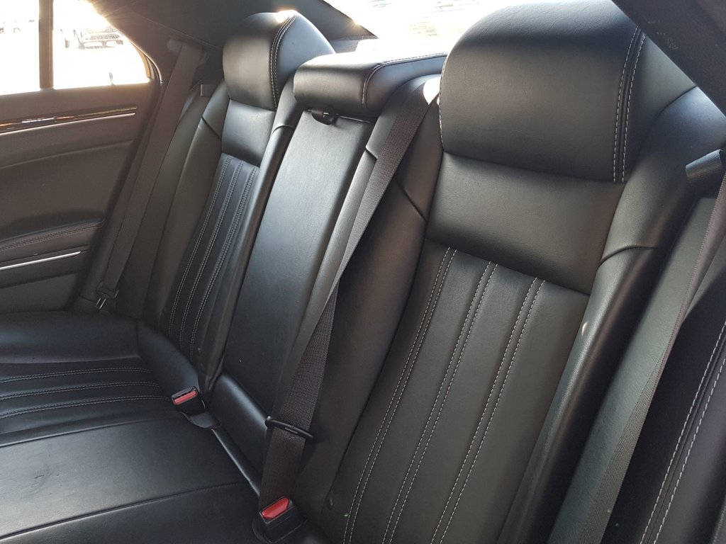 2022 Chrysler 300 in Antigonish, Nova Scotia - 49 - w1024h768px