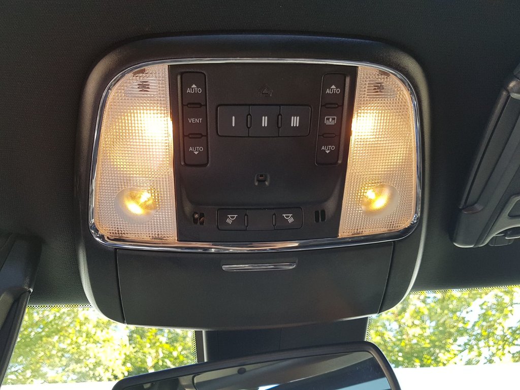2022 Chrysler 300 in Antigonish, Nova Scotia - 34 - w1024h768px