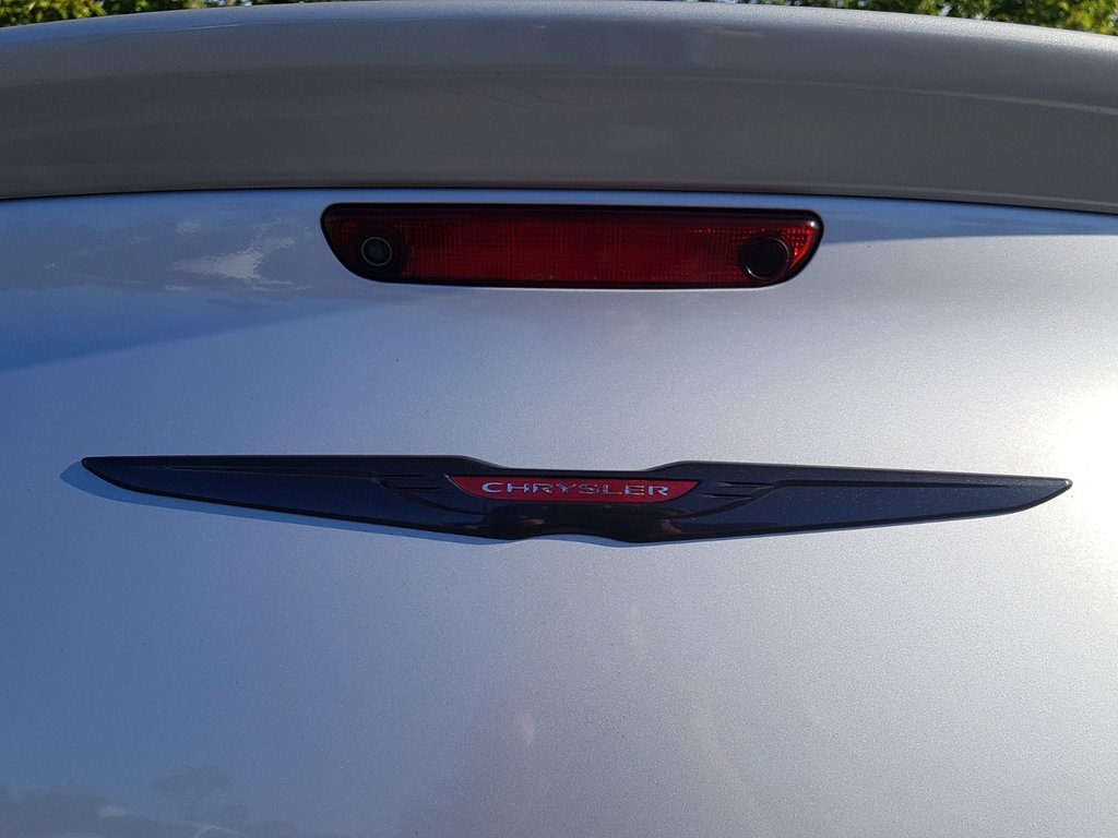 2022 Chrysler 300 in Antigonish, Nova Scotia - 19 - w1024h768px