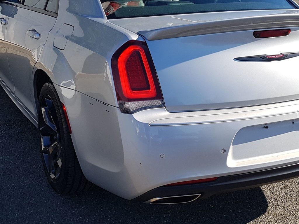 2022 Chrysler 300 in Antigonish, Nova Scotia - 5 - w1024h768px