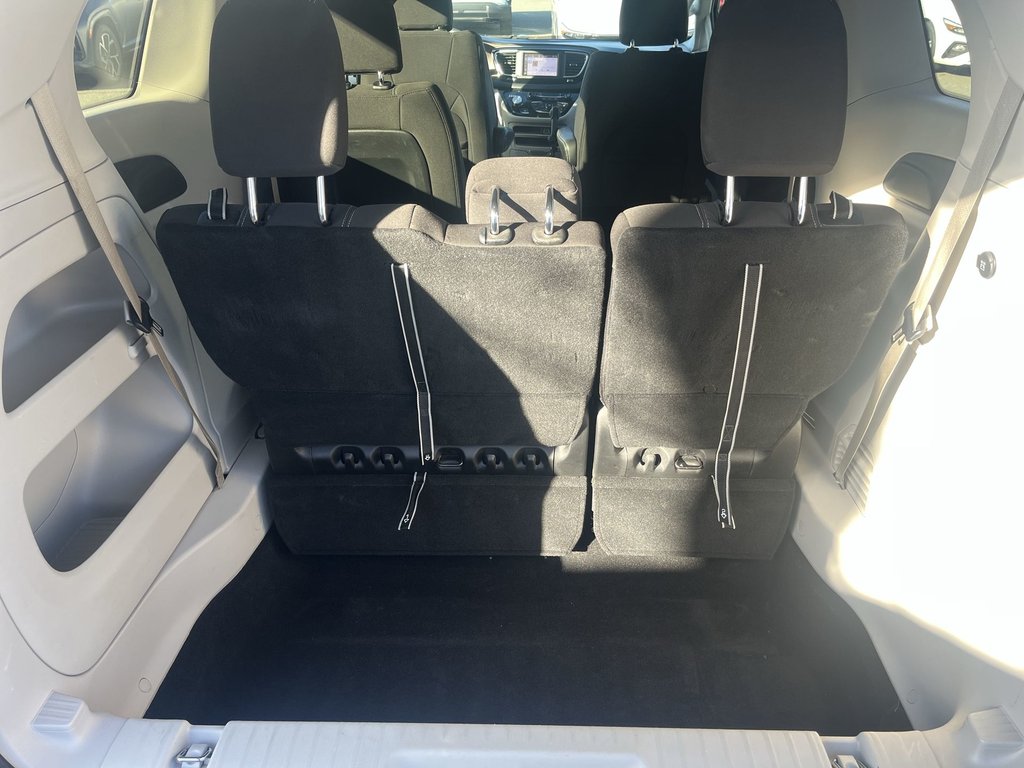 2023 Chrysler Grand Caravan SXT | Cam | USB | HtdSeats | Bluetooth in Saint John, New Brunswick - 35 - w1024h768px