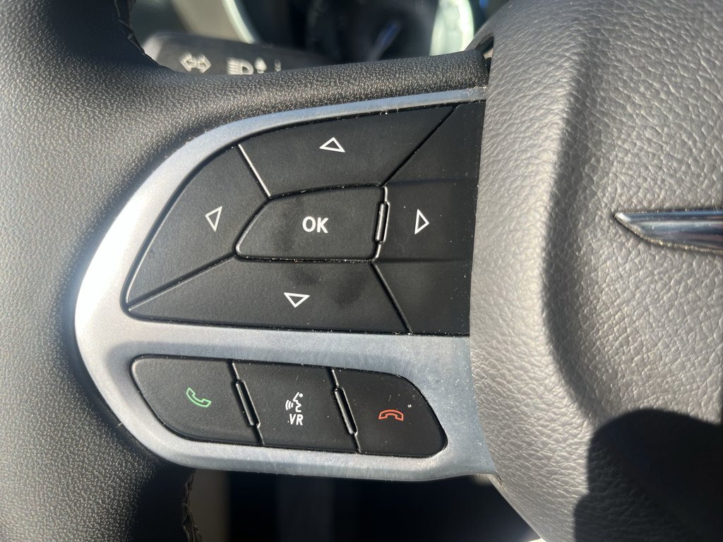 2023 Chrysler Grand Caravan SXT | Cam | USB | HtdSeats | Bluetooth in Saint John, New Brunswick - 19 - w1024h768px