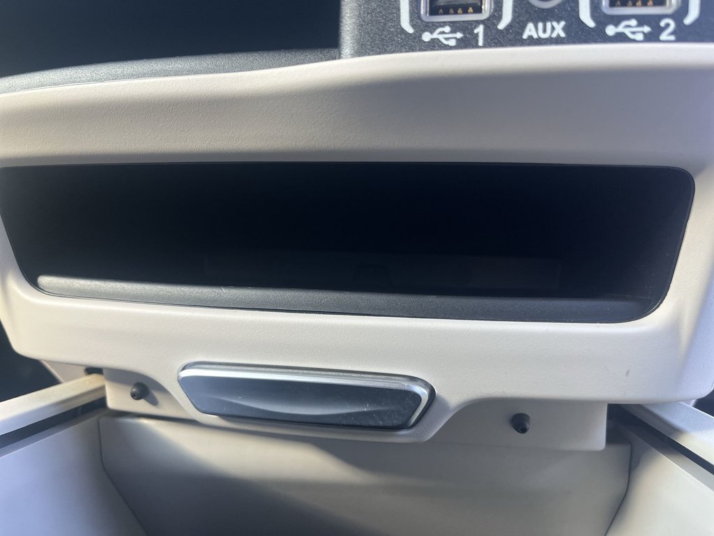 2023 Chrysler Grand Caravan SXT | Cam | USB | HtdSeats | Bluetooth in Saint John, New Brunswick - 42 - w1024h768px