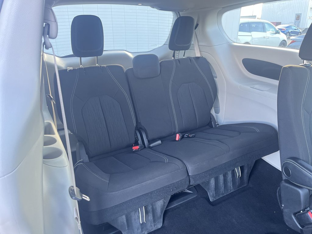 2023 Chrysler Grand Caravan SXT | Cam | USB | HtdSeats | Bluetooth in Saint John, New Brunswick - 45 - w1024h768px