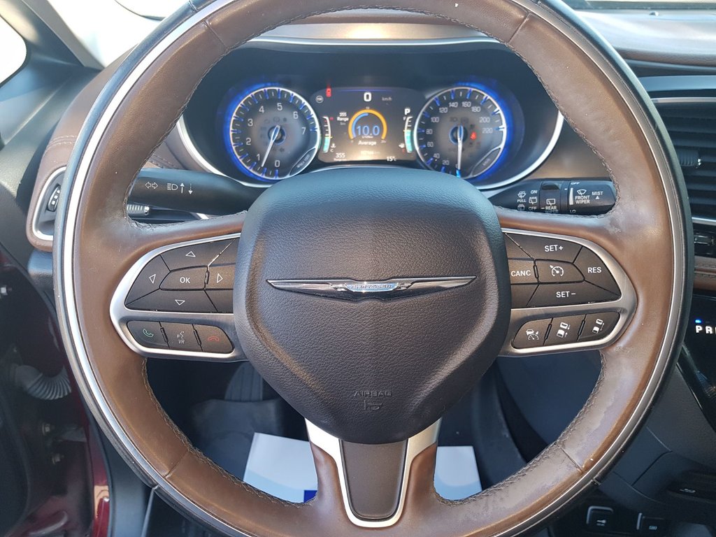 2017 Chrysler Pacifica Limited | Leather | Roof |DVD | Nav | Cam | USB in Saint John, New Brunswick - 43 - w1024h768px