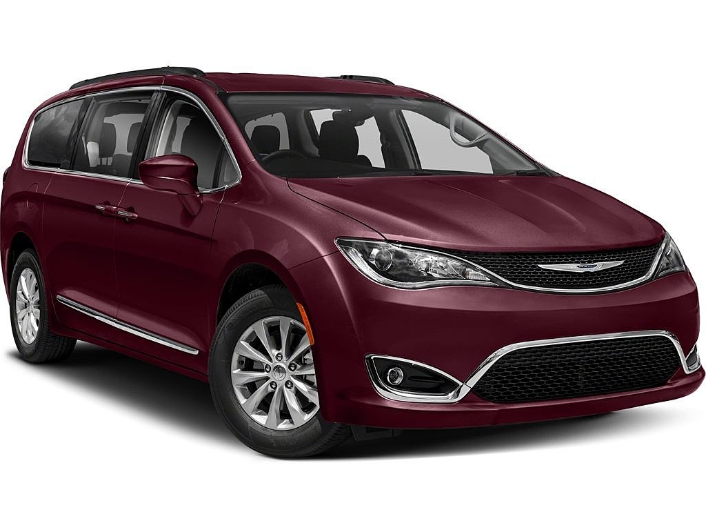2017 Chrysler Pacifica in Antigonish, Nova Scotia - 1 - w1024h768px