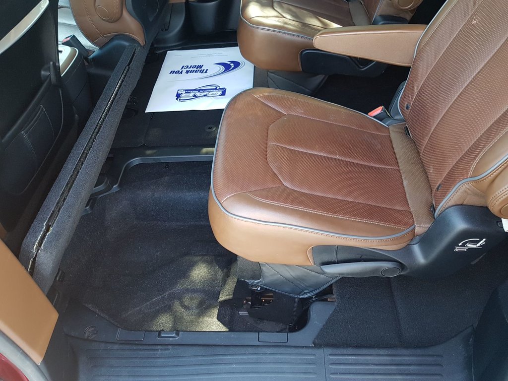 2017 Chrysler Pacifica Limited | Leather | Roof |DVD | Nav | Cam | USB in Saint John, New Brunswick - 55 - w1024h768px