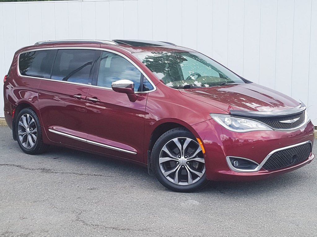 2017 Chrysler Pacifica Limited | Leather | Roof |DVD | Nav | Cam | USB in Saint John, New Brunswick - 1 - w1024h768px