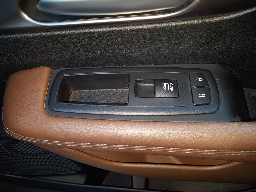 2017 Chrysler Pacifica Limited | Leather | Roof |DVD | Nav | Cam | USB in Saint John, New Brunswick - 68 - w1024h768px