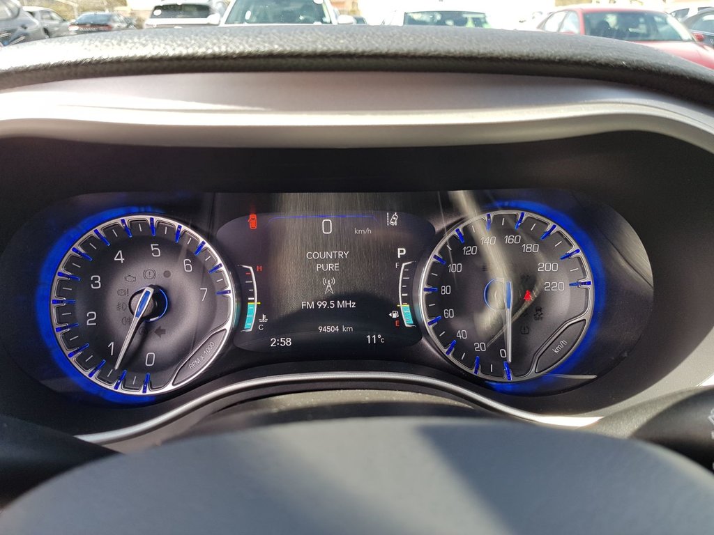 2022 Chrysler Pacifica Touring L | Leather | Cam | USB | Warr to 2028 in Saint John, New Brunswick - 16 - w1024h768px