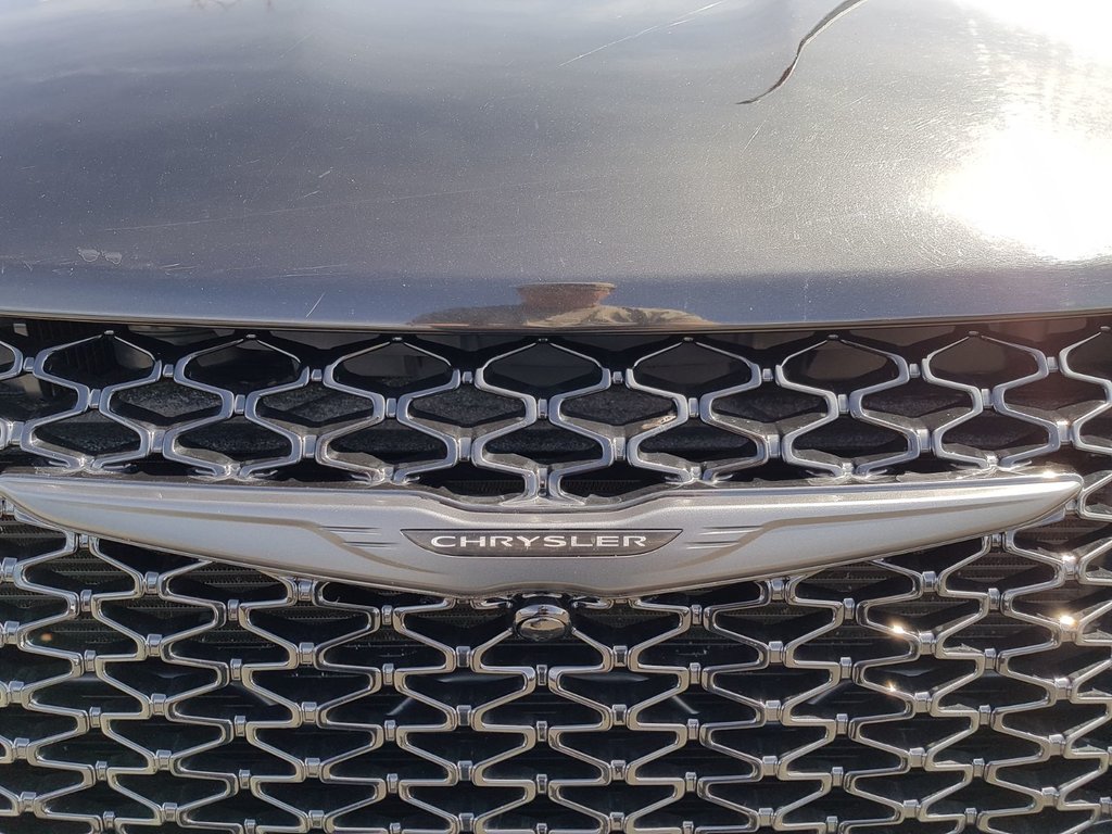 2022 Chrysler Pacifica Touring L | Leather | Cam | USB | Warr to 2028 in Saint John, New Brunswick - 11 - w1024h768px