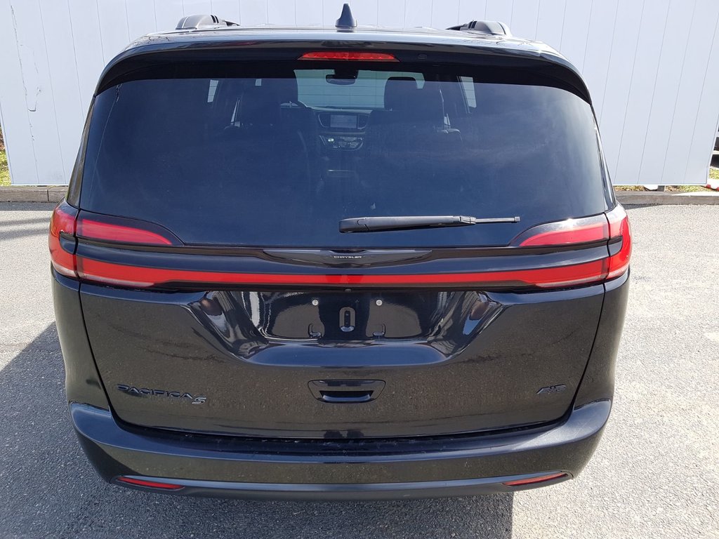 2022 Chrysler Pacifica Touring L | Leather | Cam | USB | Warr to 2028 in Saint John, New Brunswick - 4 - w1024h768px