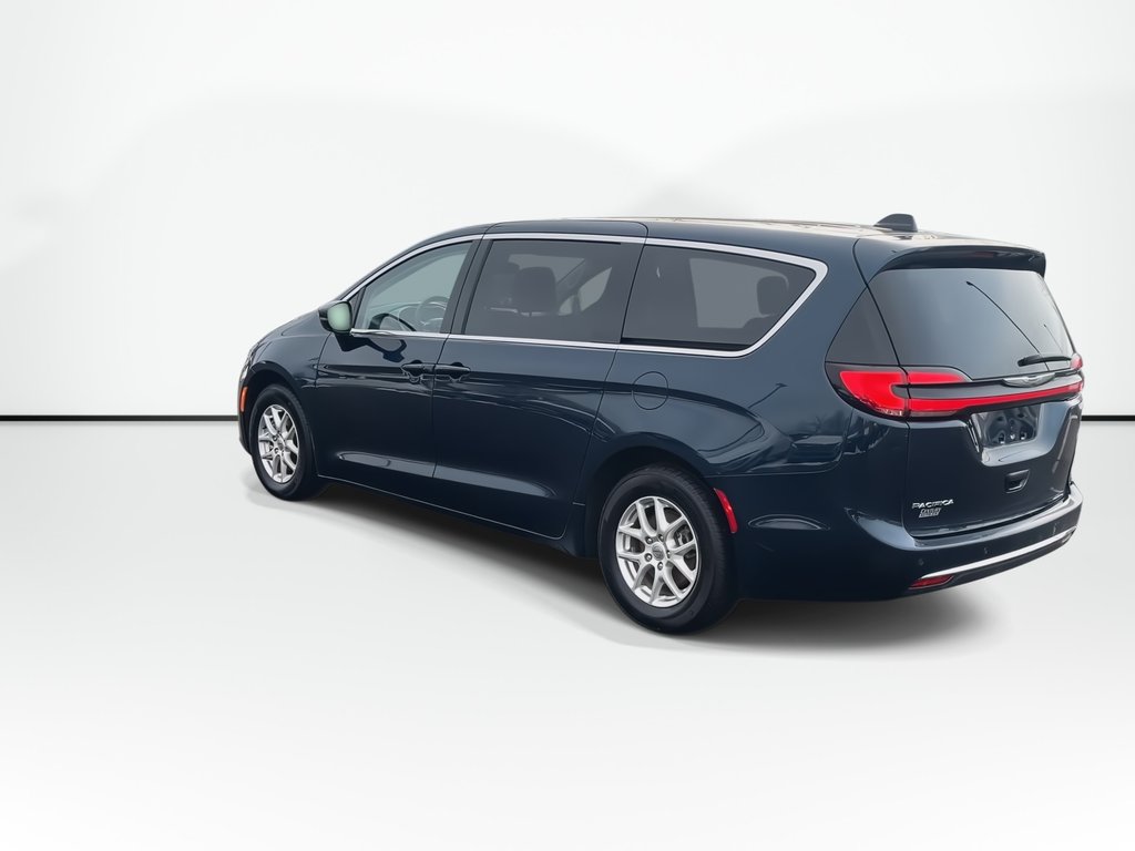 2024 Chrysler Pacifica Touring-L | Leather | Cam | USB | HtdSeats in Saint John, New Brunswick - 6 - w1024h768px