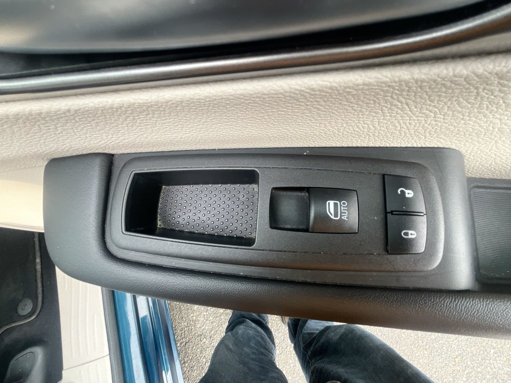 2024 Chrysler Pacifica Touring-L | Leather | Cam | USB | HtdSeats in Saint John, New Brunswick - 41 - w1024h768px