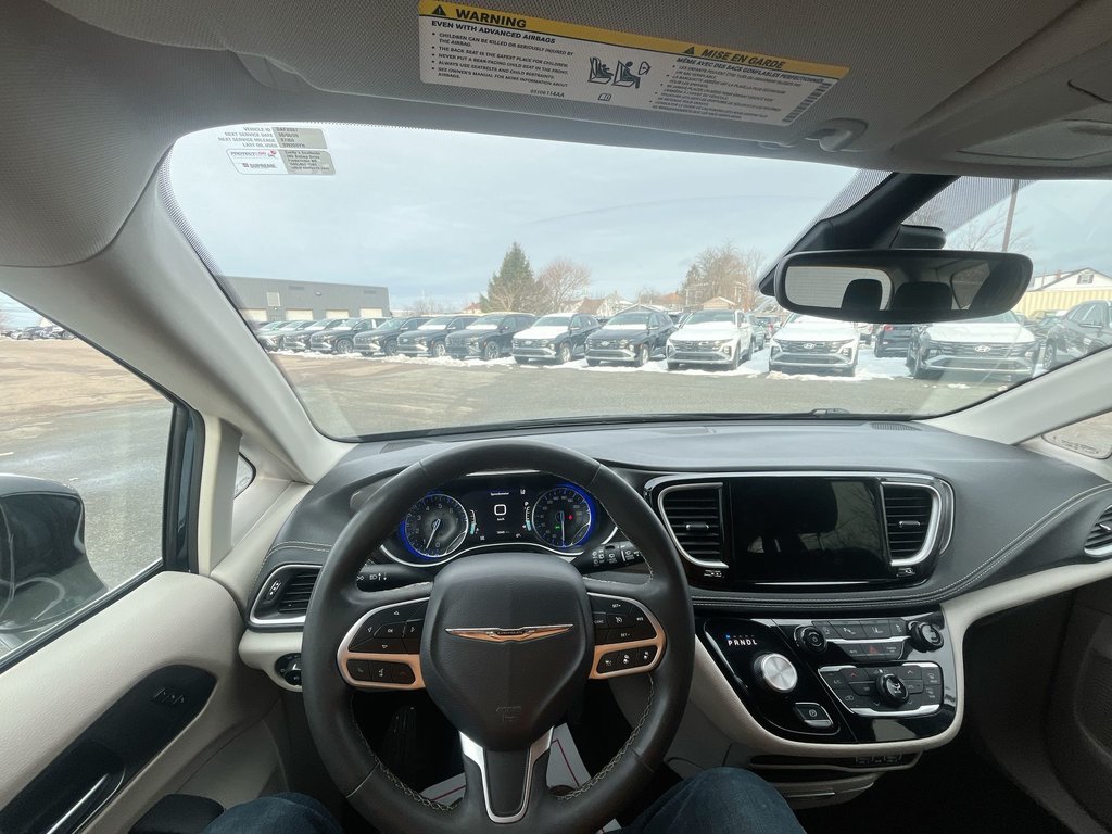 2024 Chrysler Pacifica Touring-L | Leather | Cam | USB | HtdSeats in Saint John, New Brunswick - 12 - w1024h768px