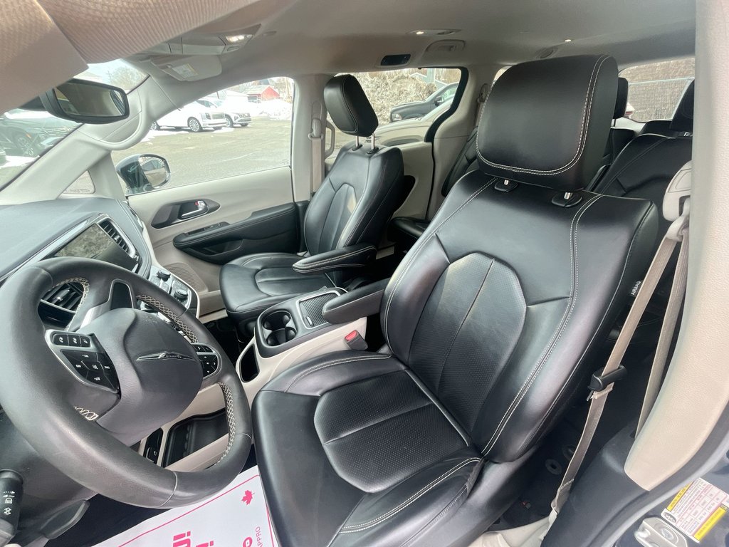 2024 Chrysler Pacifica Touring-L | Leather | Cam | USB | HtdSeats in Saint John, New Brunswick - 11 - w1024h768px