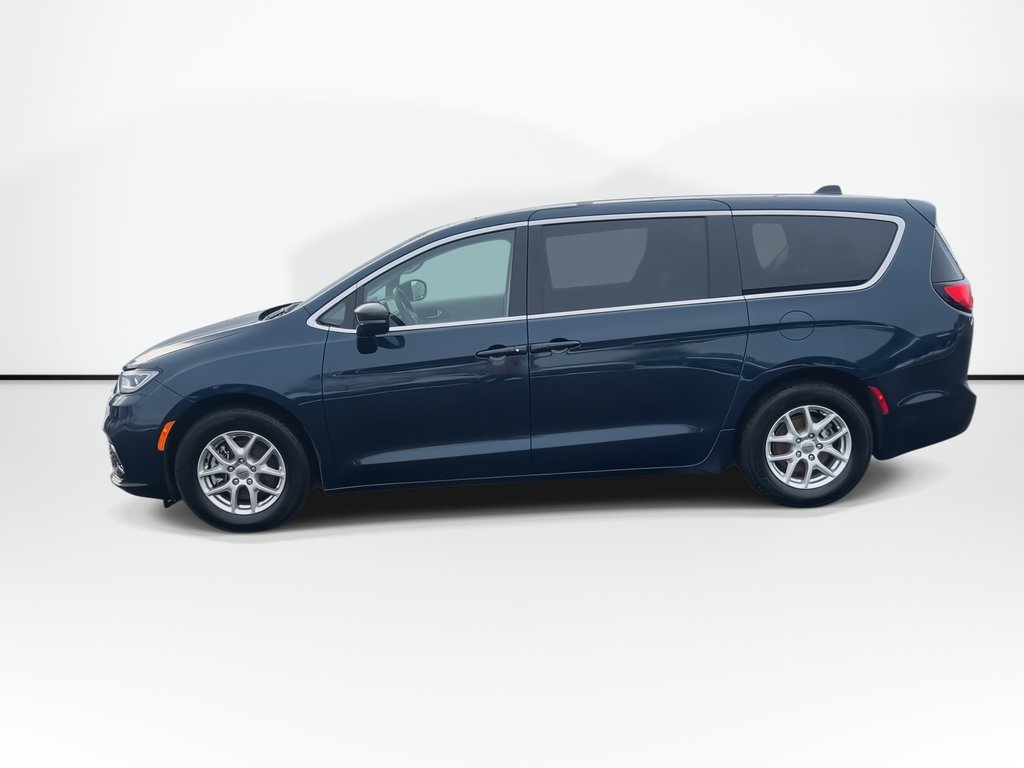 2024 Chrysler Pacifica Touring-L | Leather | Cam | USB | HtdSeats in Saint John, New Brunswick - 5 - w1024h768px