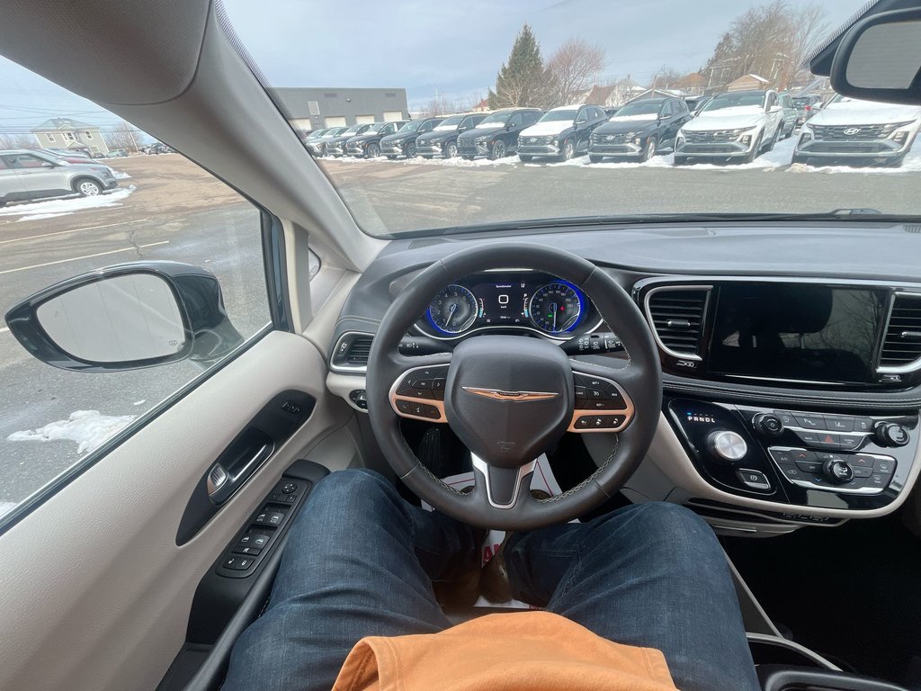 2024 Chrysler Pacifica Touring-L | Leather | Cam | USB | HtdSeats in Saint John, New Brunswick - 17 - w1024h768px