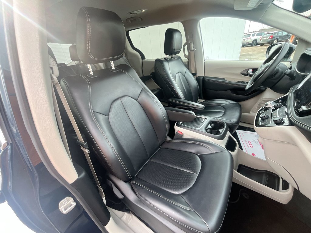 2024 Chrysler Pacifica Touring-L | Leather | Cam | USB | HtdSeats in Saint John, New Brunswick - 40 - w1024h768px
