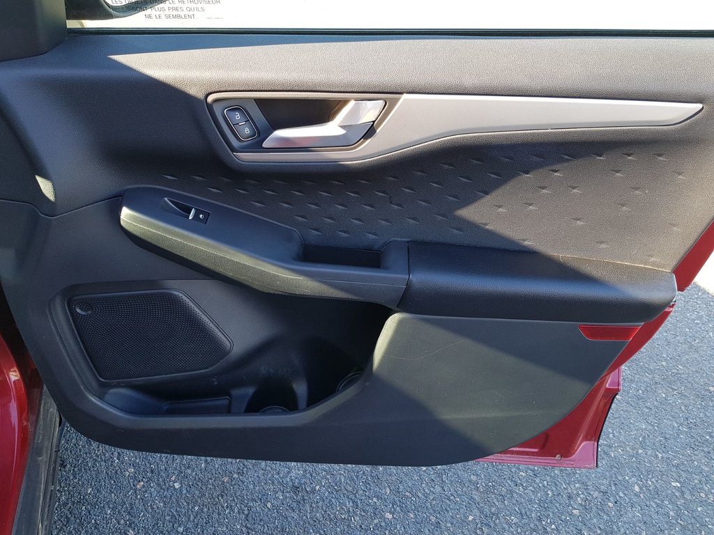 2020 Ford Escape SEL | Leather | Cam | USB | HtdWheel | Bluetooth in Saint John, New Brunswick - 53 - w1024h768px