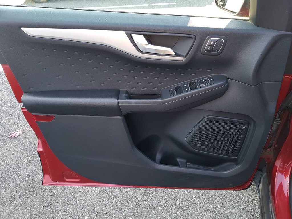 2020 Ford Escape SEL | Leather | Cam | USB | HtdWheel | Bluetooth in Saint John, New Brunswick - 18 - w1024h768px