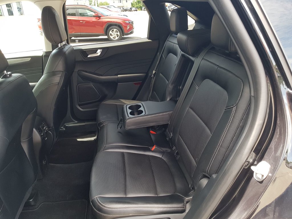 2022 Ford Escape Titanium | Leather | Nav | Cam | USB | HtdWheel in Saint John, New Brunswick - 38 - w1024h768px