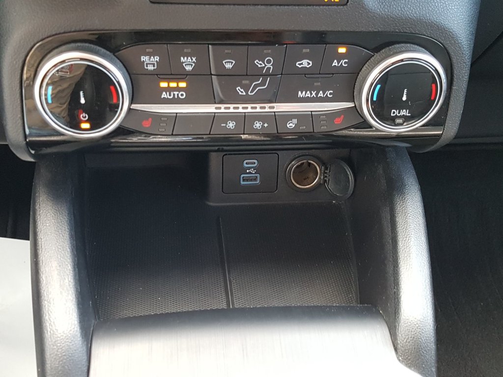 2022 Ford Escape Titanium | Leather | Nav | Cam | USB | HtdWheel in Saint John, New Brunswick - 30 - w1024h768px