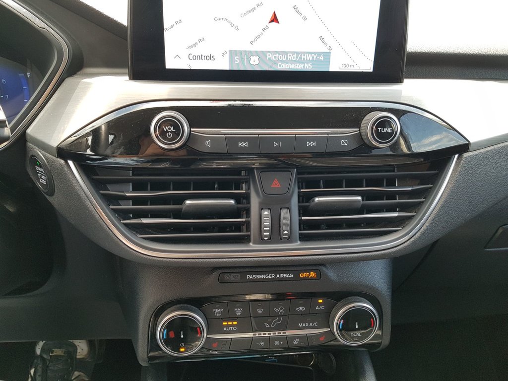 2022 Ford Escape Titanium | Leather | Nav | Cam | USB | HtdWheel in Saint John, New Brunswick - 28 - w1024h768px