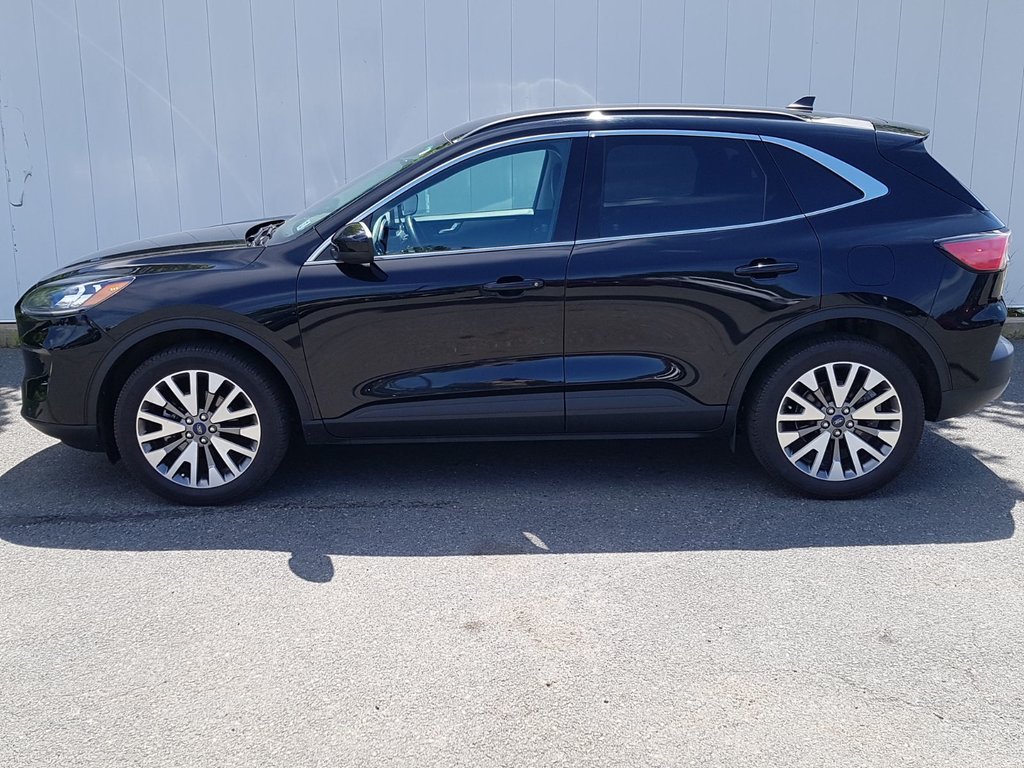 2022 Ford Escape Titanium | Leather | Nav | Cam | USB | HtdWheel in Saint John, New Brunswick - 6 - w1024h768px