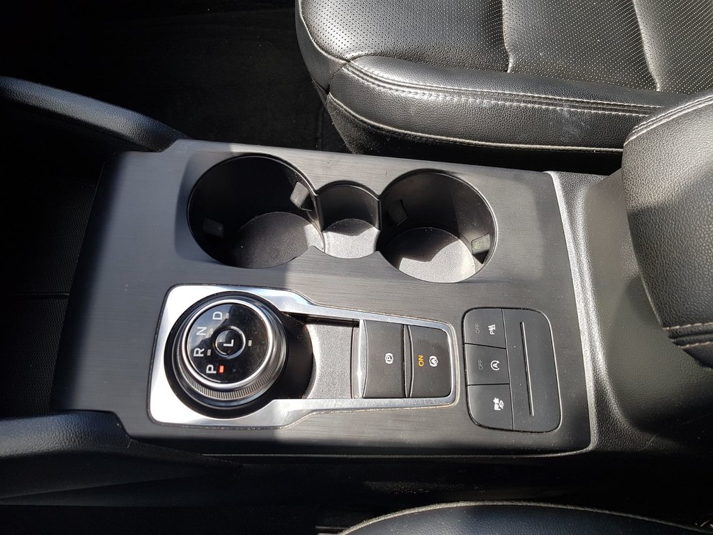 2022 Ford Escape Titanium | Leather | Nav | Cam | USB | HtdWheel in Saint John, New Brunswick - 31 - w1024h768px