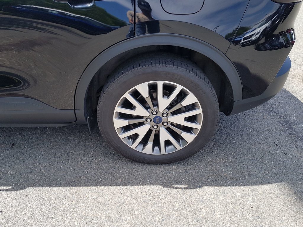 2022 Ford Escape Titanium | Leather | Nav | Cam | USB | HtdWheel in Saint John, New Brunswick - 9 - w1024h768px