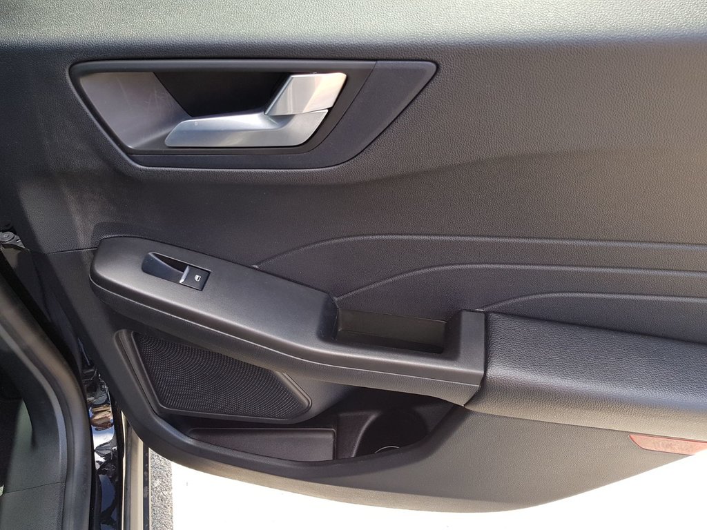 2022 Ford Escape Titanium | Leather | Nav | Cam | USB | HtdWheel in Saint John, New Brunswick - 42 - w1024h768px