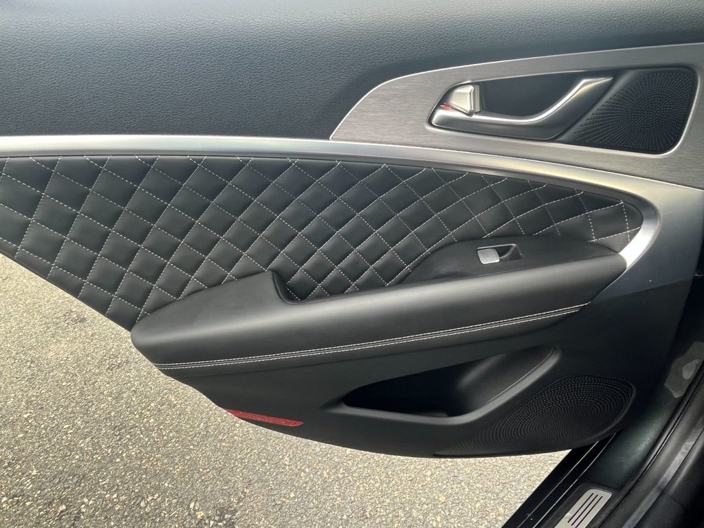 2019 GENESIS G70 2.0T Sport | Leather | Roof | Nav | Cam | USB in Saint John, New Brunswick - 46 - w1024h768px