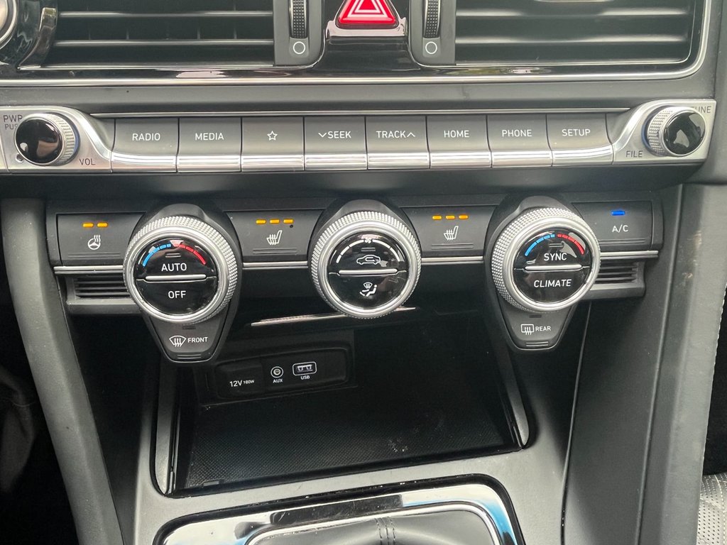 2019 GENESIS G70 2.0T Sport | Leather | Roof | Nav | Cam | USB in Saint John, New Brunswick - 33 - w1024h768px