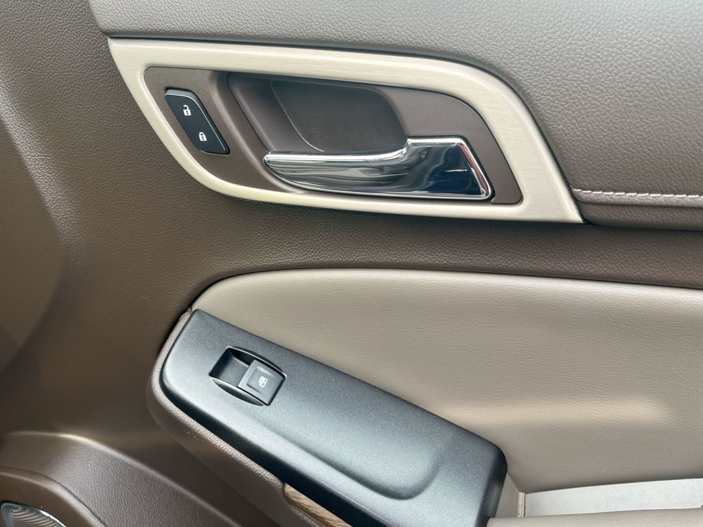 2019 GMC Yukon Denali | Leather | Sunroof | Nav | Cam | USB in Saint John, New Brunswick - 44 - w1024h768px