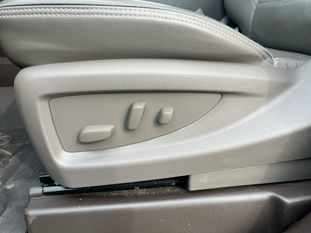 2019 GMC Yukon Denali | Leather | Sunroof | Nav | Cam | USB in Saint John, New Brunswick - 14 - w1024h768px