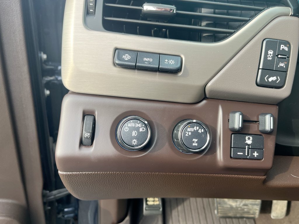 2019 GMC Yukon Denali | Leather | Sunroof | Nav | Cam | USB in Saint John, New Brunswick - 24 - w1024h768px