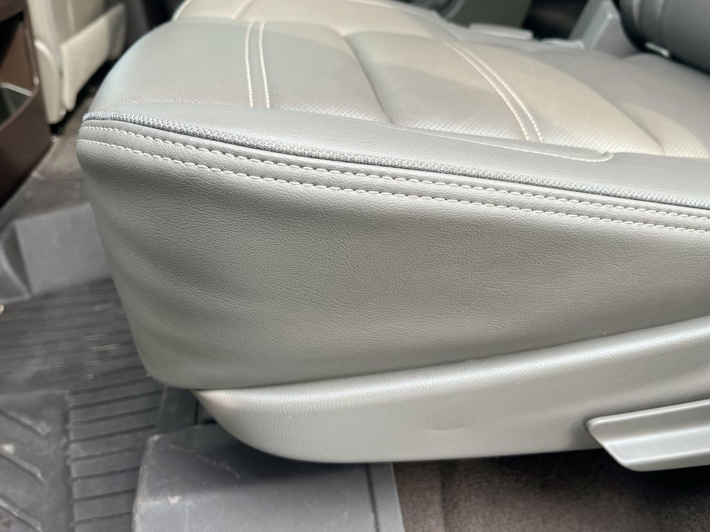 2019 GMC Yukon Denali | Leather | Sunroof | Nav | Cam | USB in Saint John, New Brunswick - 32 - w1024h768px