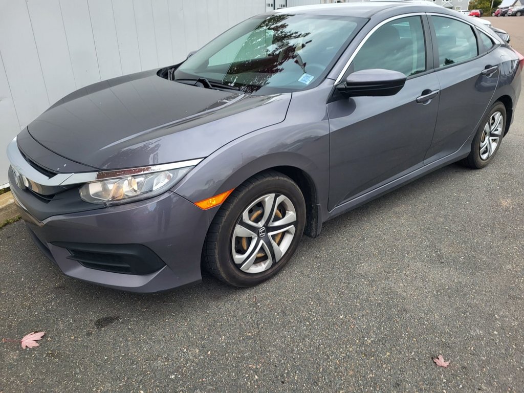 2018  Civic LX | Cam | USB | HtdSeats | Bluetooth | Keyless in Saint John, New Brunswick - 6 - w1024h768px