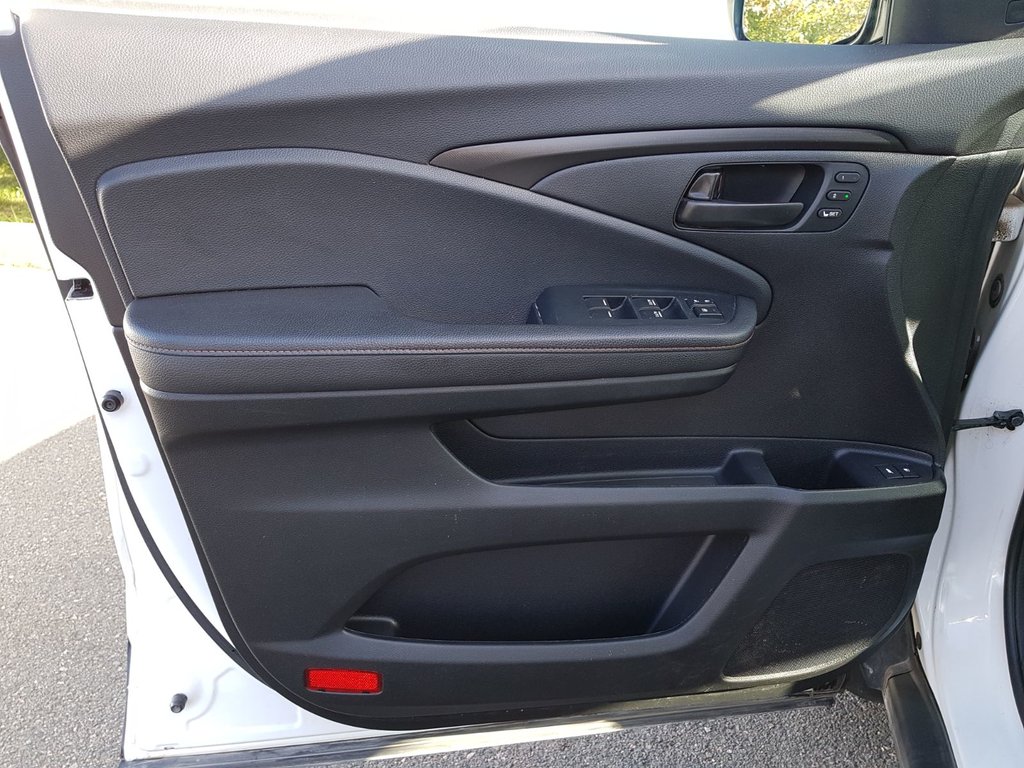 2024 Honda Passport TrailSport | Leather | Roof | Cam | USB | HtdWheel in Saint John, New Brunswick - 14 - w1024h768px