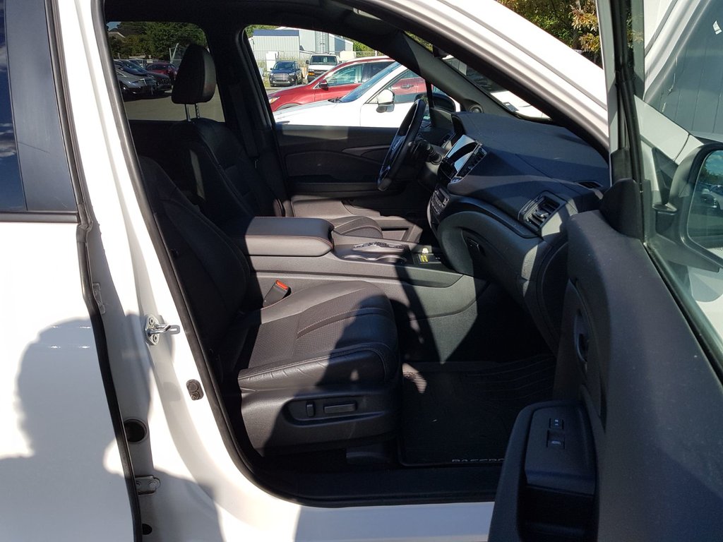 2024 Honda Passport TrailSport | Leather | Roof | Cam | USB | HtdWheel in Saint John, New Brunswick - 49 - w1024h768px