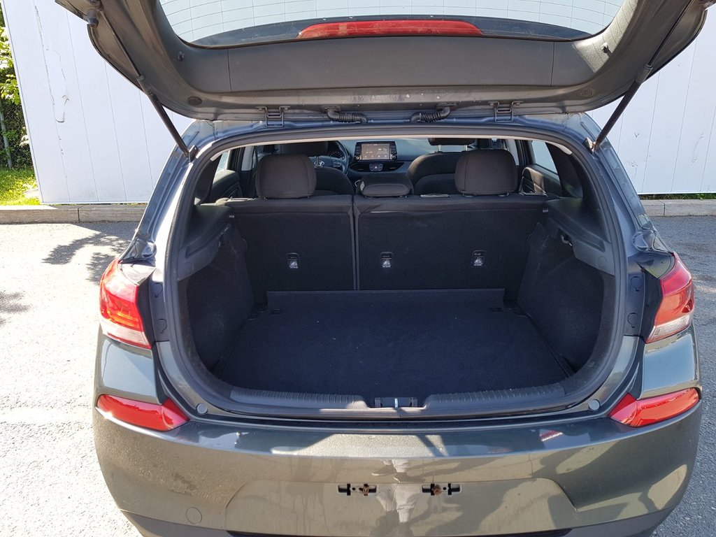 2020 Hyundai Elantra GT Luxury | Roof | cam | USB | Htd. Wheel | Bluetooth in Saint John, New Brunswick - 35 - w1024h768px