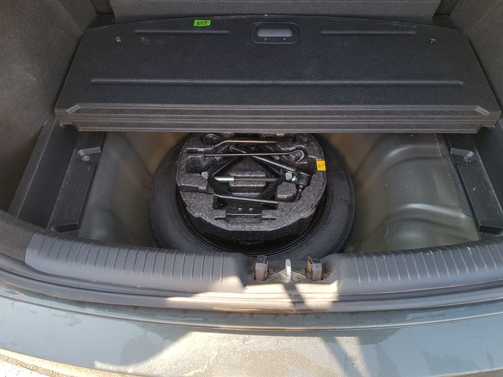 2020 Hyundai Elantra GT Luxury | Roof | cam | USB | Htd. Wheel | Bluetooth in Saint John, New Brunswick - 37 - w1024h768px