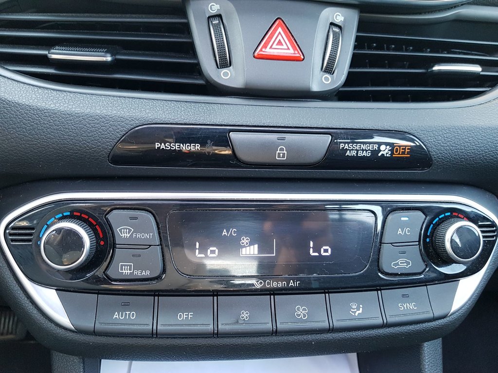 2020 Hyundai Elantra GT Luxury | Roof | cam | USB | Htd. Wheel | Bluetooth in Saint John, New Brunswick - 25 - w1024h768px