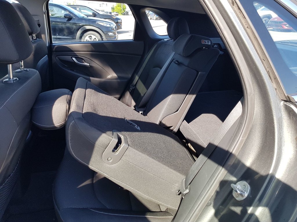 2020 Hyundai Elantra GT Luxury | Roof | cam | USB | Htd. Wheel | Bluetooth in Saint John, New Brunswick - 34 - w1024h768px
