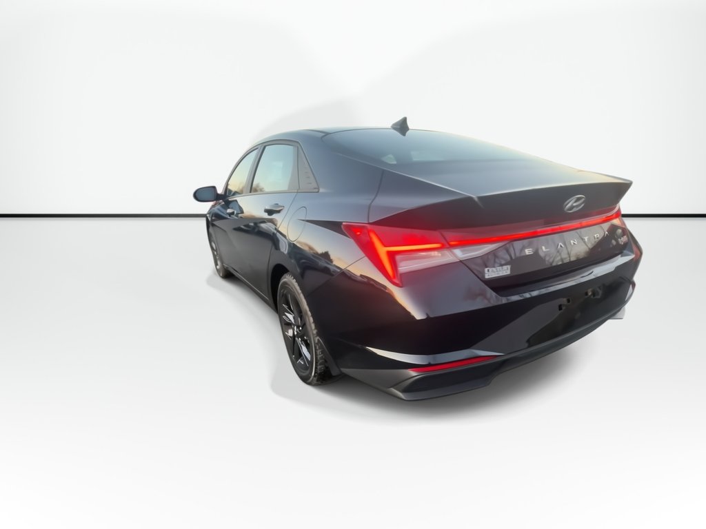 2022 Hyundai Elantra Hybrid in Antigonish, Nova Scotia - 6 - w1024h768px
